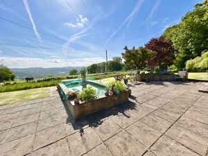 Photo 29- click for photo gallery